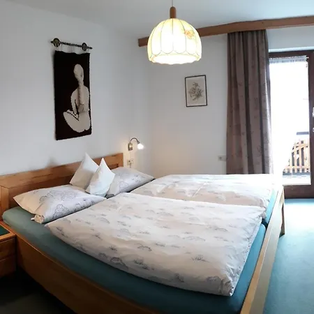 Gaestehaus Bergfrieden, Andrea Апартаменты