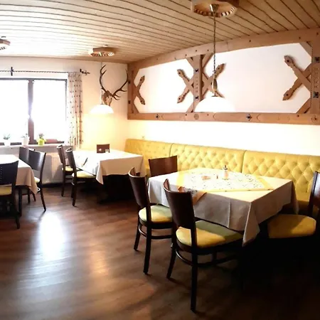 Апартаменты Gaestehaus Bergfrieden, Andrea *