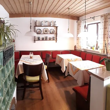 Gaestehaus Bergfrieden, Andrea Апартаменты