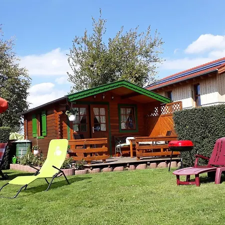 Gaestehaus Bergfrieden, Andrea 아파트 Bayersoien